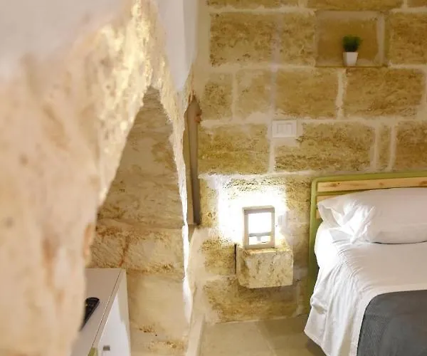 Minuetto 54 펜션 오스투니